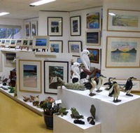 Huskisson Gallery and Picture Framing - Newcastle Accommodation
