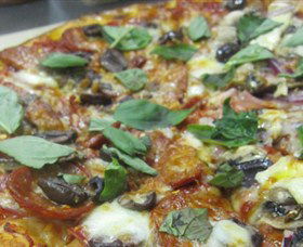Mezzadellas Woodfired Pizza And Tapas - New Castle Tourism 0