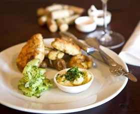 Jones Winery & Vineyard Cafe - Newcastle Accommodation 3