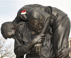 Shrine Of Remembrance - New Castle Tourism 6