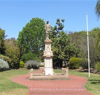Greenmount War Memorial - Newcastle Accommodation