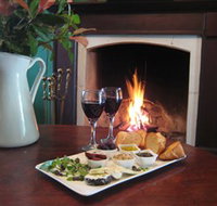 Ambermere Inn - EST 1845