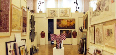 Australian Galleries - Roylston Street - Newcastle Accommodation 2