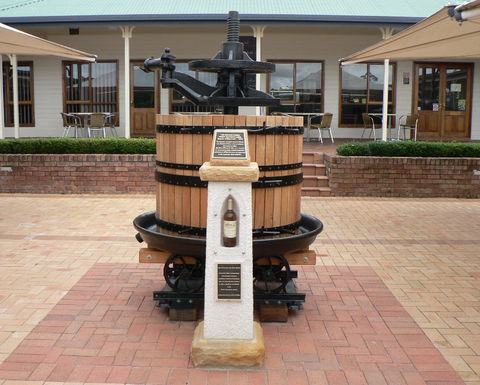 Best Tour - New Castle Tourism 1