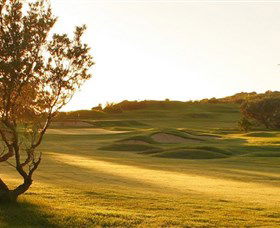 Long Reef Golf Course - New Castle Tourism 6