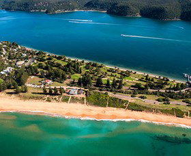 Palm Beach Golf Course - Newcastle Accommodation 1