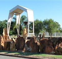 Jericho Crystal Trumpeters - Newcastle Accommodation