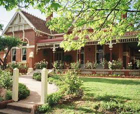 Antiques Of The Riverina - Antique Trail - New Castle Tourism 1