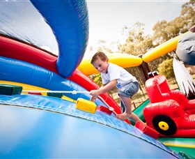 Savannah Visitor Plaza, Taronga Western Plains Zoo Dubbo - Newcastle Accommodation 5