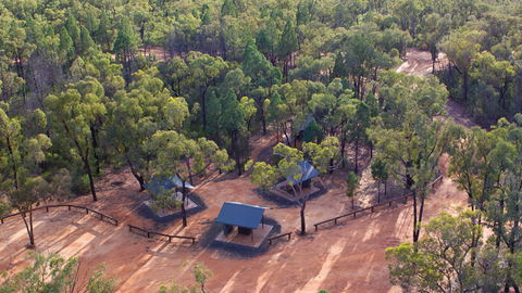 Salt Caves Picnic Area - New Castle Tourism 1