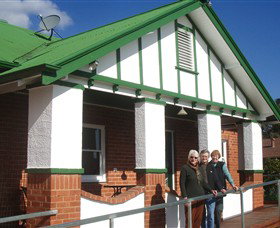 Gallery 294 - Newcastle Accommodation 0