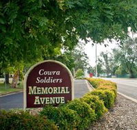 Memorial Avenue in Cowra - New Castle Tourism