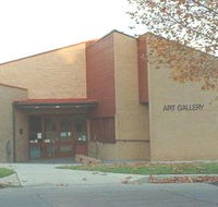 Cowra Regional Art Gallery - New Castle Tourism
