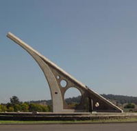 Singleton Sundial - New Castle Tourism