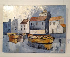 Bay Tree Gallery - Newcastle Accommodation 2