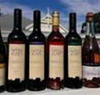 Camyr Allyn Winery - Newcastle Accommodation