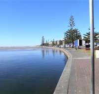 The Entrance Coast to Lake Walk - Newcastle Accommodation