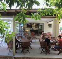 Medowie Macadamias - New Castle Tourism