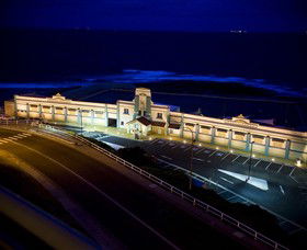 Newcastle Ocean Baths - New Castle Tourism 0