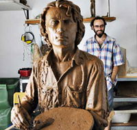 Damien Lucas Sculpture and Design - New Castle Tourism