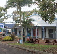 Laurieton Riverside Seafoods - Newcastle Accommodation