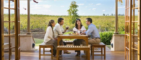 A&D Tours And Charters - Newcastle Accommodation 2