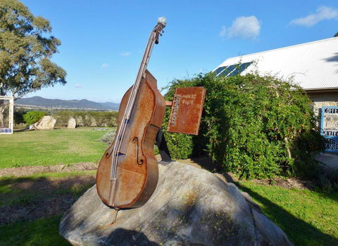 David Mahony Art Gallery & Sculpture Park - New Castle Tourism 2
