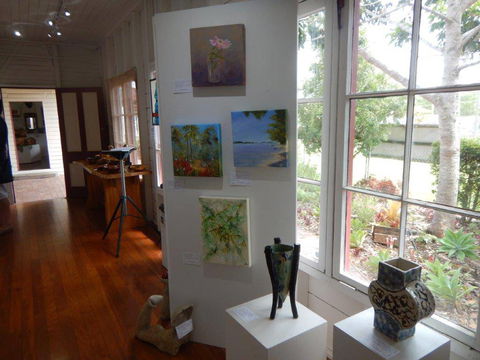 Pomona Railway Station Gallery - Newcastle Accommodation 3