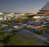Bargara Central Shopping Village - New Castle Tourism