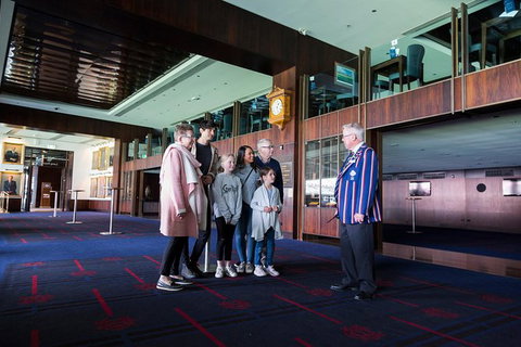 Melbourne Cricket Ground (MCG) Tour - New Castle Tourism 1