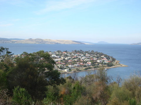 Hobart Half-Day Sightseeing Coach Tram Tour - New Castle Tourism 15