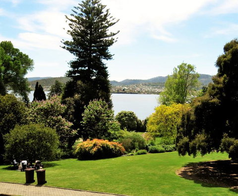 Hobart Half-Day Sightseeing Coach Tram Tour - New Castle Tourism 6