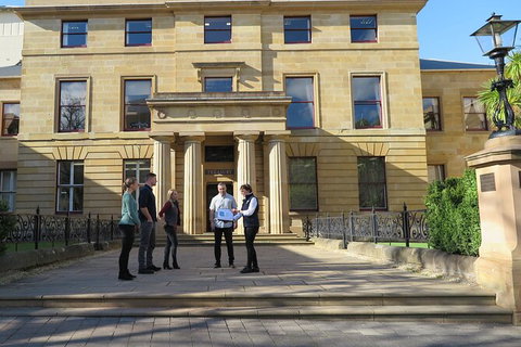 Hobart Historic Walking Tour - New Castle Tourism 6
