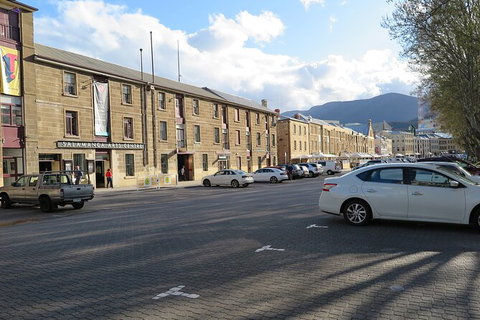 Hobart Historic Walking Tour - New Castle Tourism 2