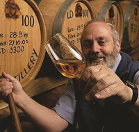 Private Tour Tasmanian Whisky Distilleries by Helicopter from Hobart - New Castle Tourism
