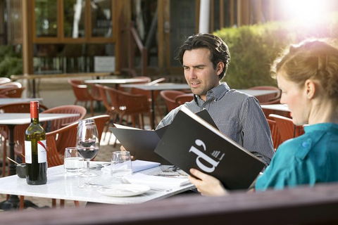 D'Arenberg McLaren Vale: The Blending Bench And 8-Course Degustation With Wine Pairing - Newcastle Accommodation 1