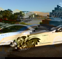 Limo from Airlie Beach to Proserpine airport