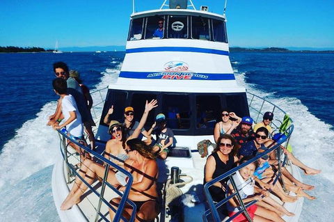 Great Barrier Reef Dive And Snorkel Cruise From Mission Beach - New Castle Tourism 1