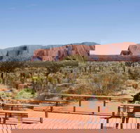 Uluru Small Group Tour including Sunset - New Castle Tourism