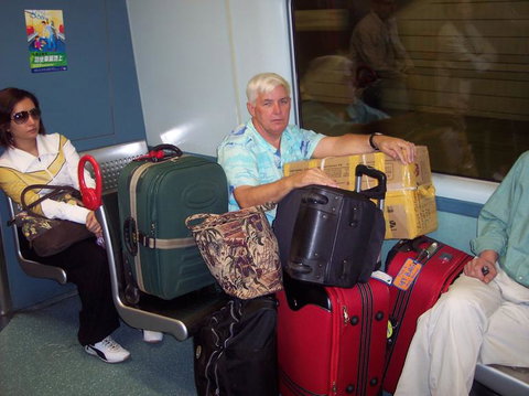 Airport Shuttle Transfer From Sydney City To Sydney Airport - New Castle Tourism 3