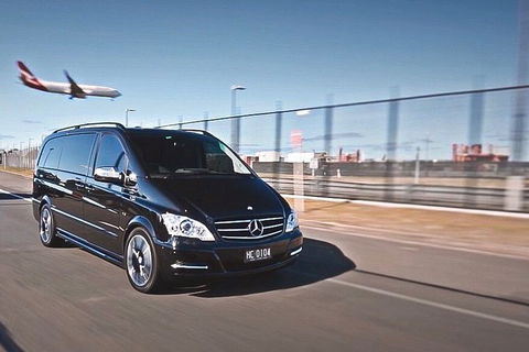 Sydney Airport Premium (DEPARTURE) Transfer - New Castle Tourism 3