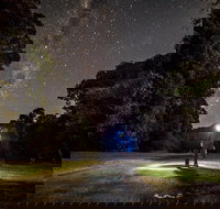 Byron Bay Surfing Lesson and Mount Warning Sunrise Climb Including Overnight Camping and BBQ Dinner