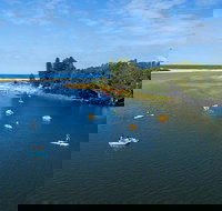 Avoca Lake - Newcastle Accommodation