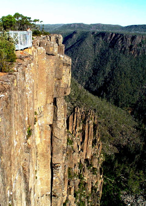 Devil's Gullet - New Castle Tourism 0