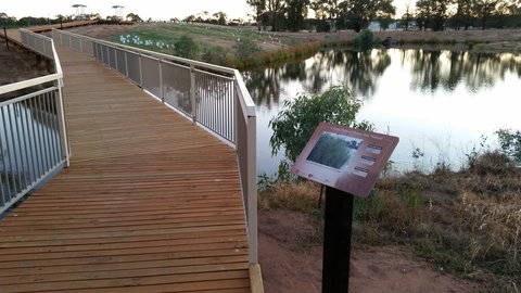 Green Corridor Walking Track - Newcastle Accommodation 2