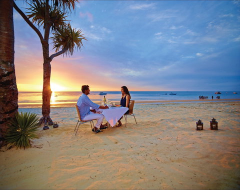 Moreton Island - New Castle Tourism 0