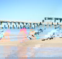 Frankston Beach - New Castle Tourism