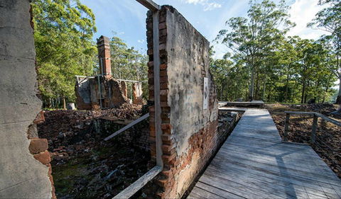 Innes Ruins - New Castle Tourism 0