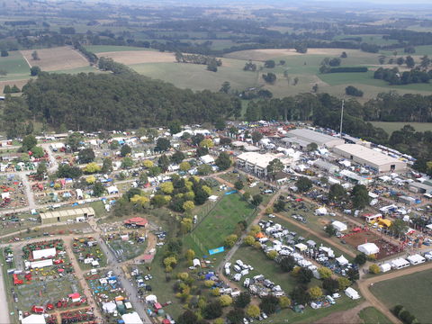 Lardner Park - Newcastle Accommodation 1