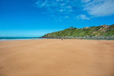 Sarina Beach - Newcastle Accommodation 2